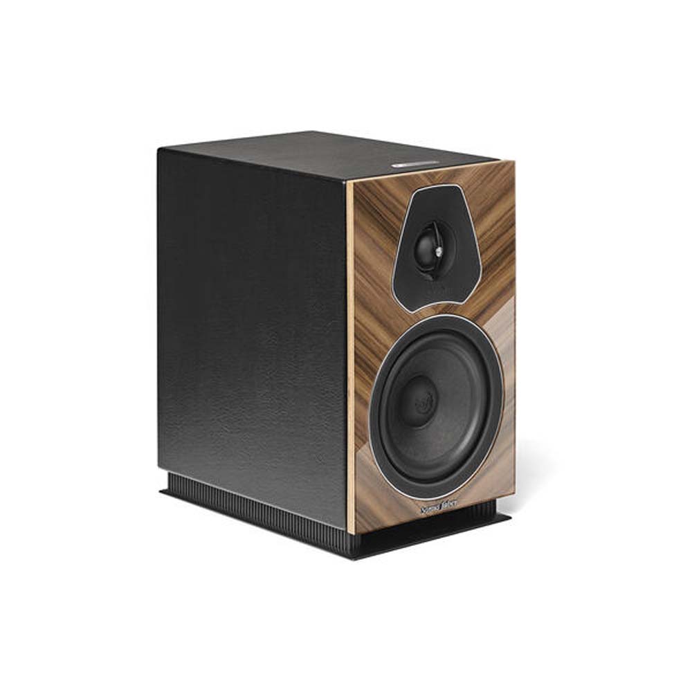 sonus-faber-lumina-ii-amator-garso-koloneles-2 Sonus Faber Lumina II Amator garso kolonėlės